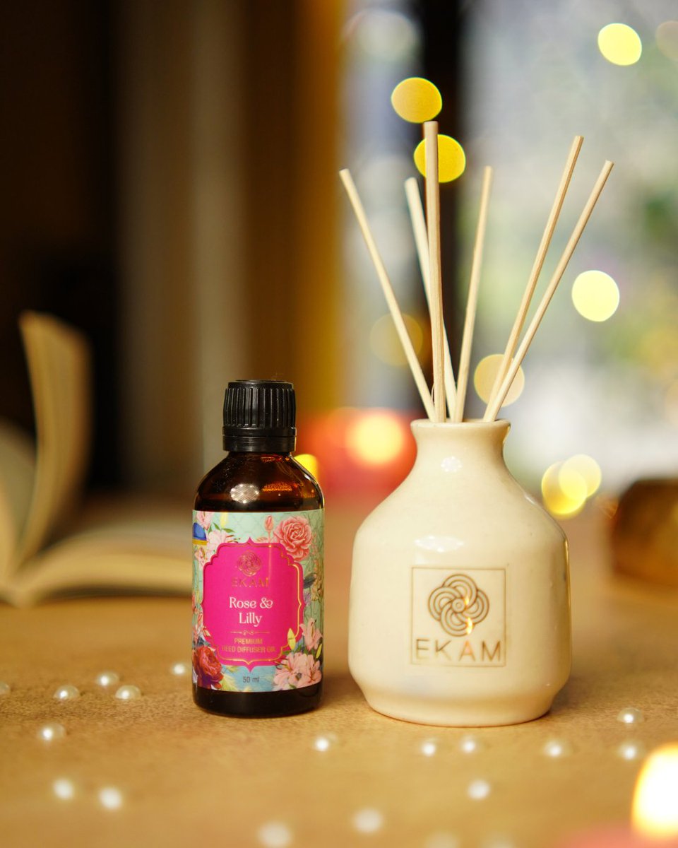 ekamonline's tweet image. For your “finally home” moment.
One inhale of rose &amp;amp; your whole mood resets. 
Q: Best place for a #reeddiffuser?
 A: Anywhere with gentle airflow — entryway, living room, near a window. Let the scent travel.

Give your home its signature scent with EKAM

#FeelGoodWithEKAM