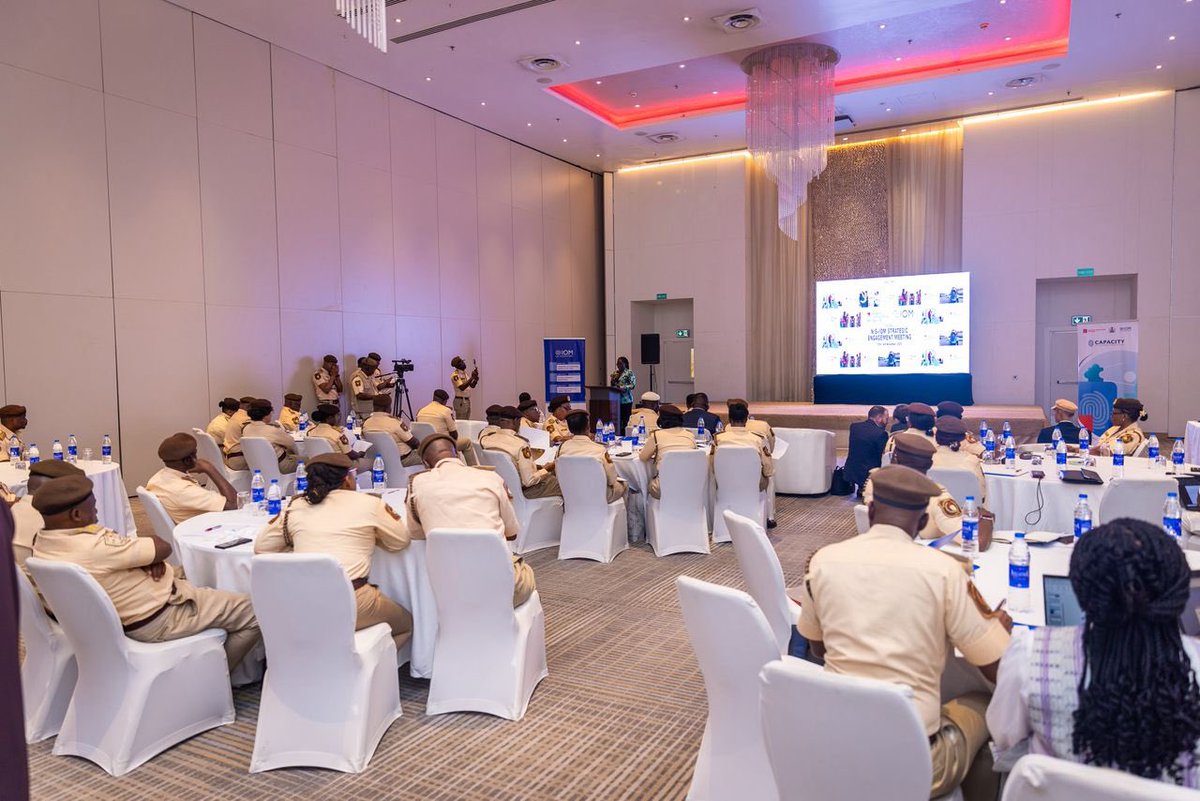 voiceofnigeria's tweet image. Nigeria Immigration Service (NIS) @nigimmigration and @IOM_Nigeria met in Lagos to reinforce cooperation on migration management and border governance. Donor partners praised the partnership for its impact on reforms and capacity building.

#Nigeria #NIS #IOM #Immigration #Reform