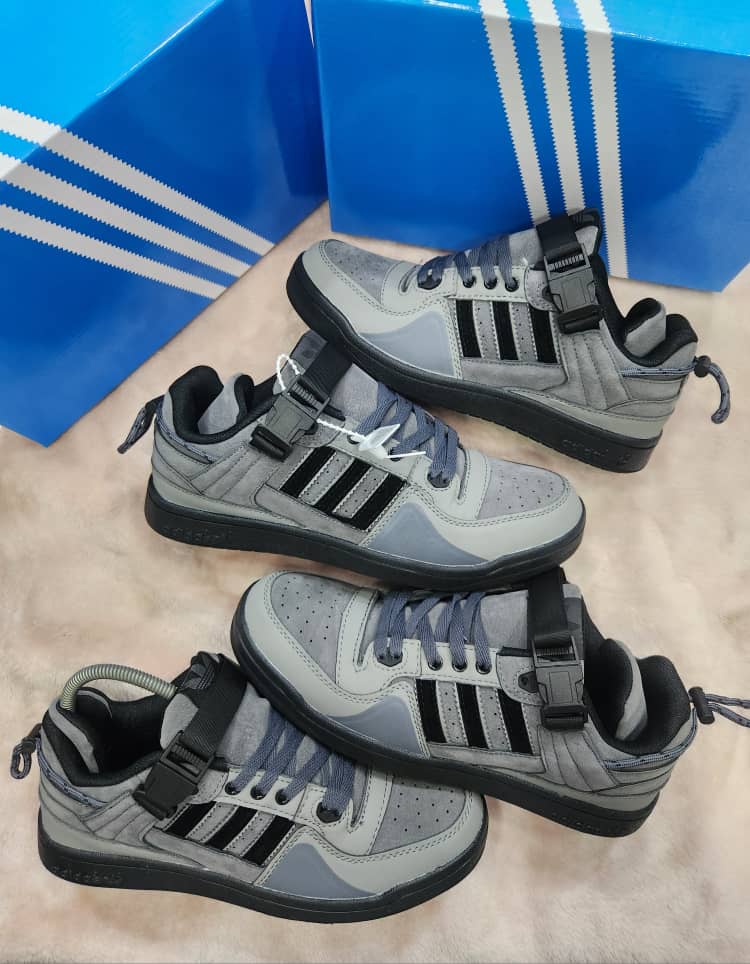 Size 42-45
27000

Free shipping