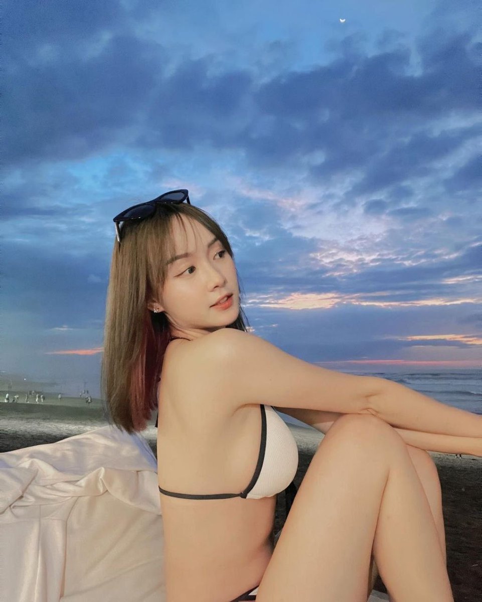 yzq_rinrin's tweet photo. 网友投稿（146）
#射屏 #意淫 #骚货  #母狗 https://t.co/0wSYHkENnE