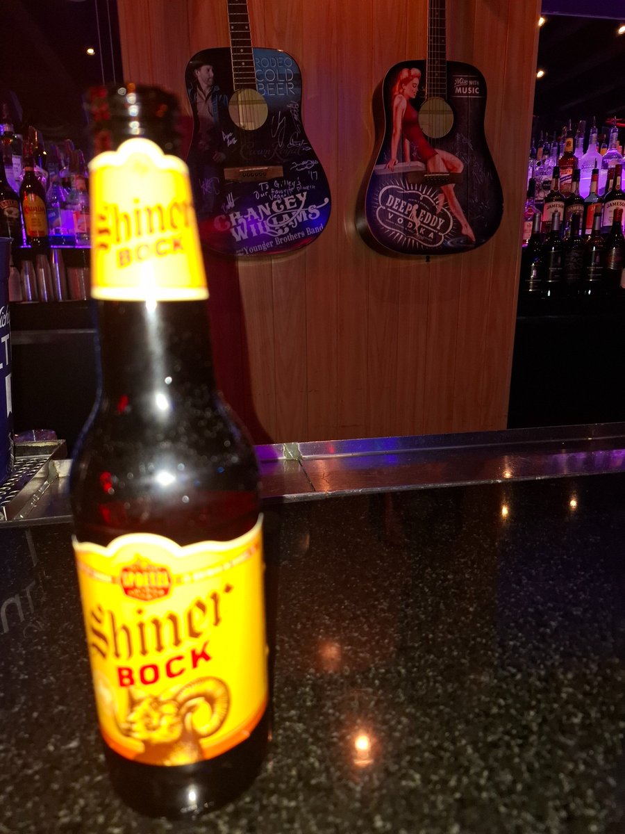 MP60DC4L's tweet photo. TEXAS Feeling in Las Vegas.
#CowboysFansOnTour

BBQ. Shiner Bock. WHATABURGER.
Country Music. Line Dance. Western. Whisky.
 
#rtlnfl #rannfl #endzn
@UK_CowboysFans  @dazza7370  @Irish_Cowboys @big_d_germany  @Philipp_Scheu88 @ESchungo  @kenfigkowboy @raidernation_de @StonedLack https://t.co/7WI2GVpWhs