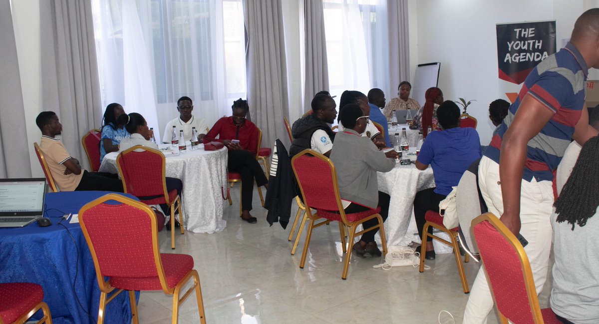 youthagenda254's tweet image. Today,we’re in Kakamega convening a youth dialogue session to gather lived experiences, insights, and recommendations from young leaders.These reflections will help shape a national project next year aimed at strengthening youth political participation.
#MakingTheYouthFactorCount