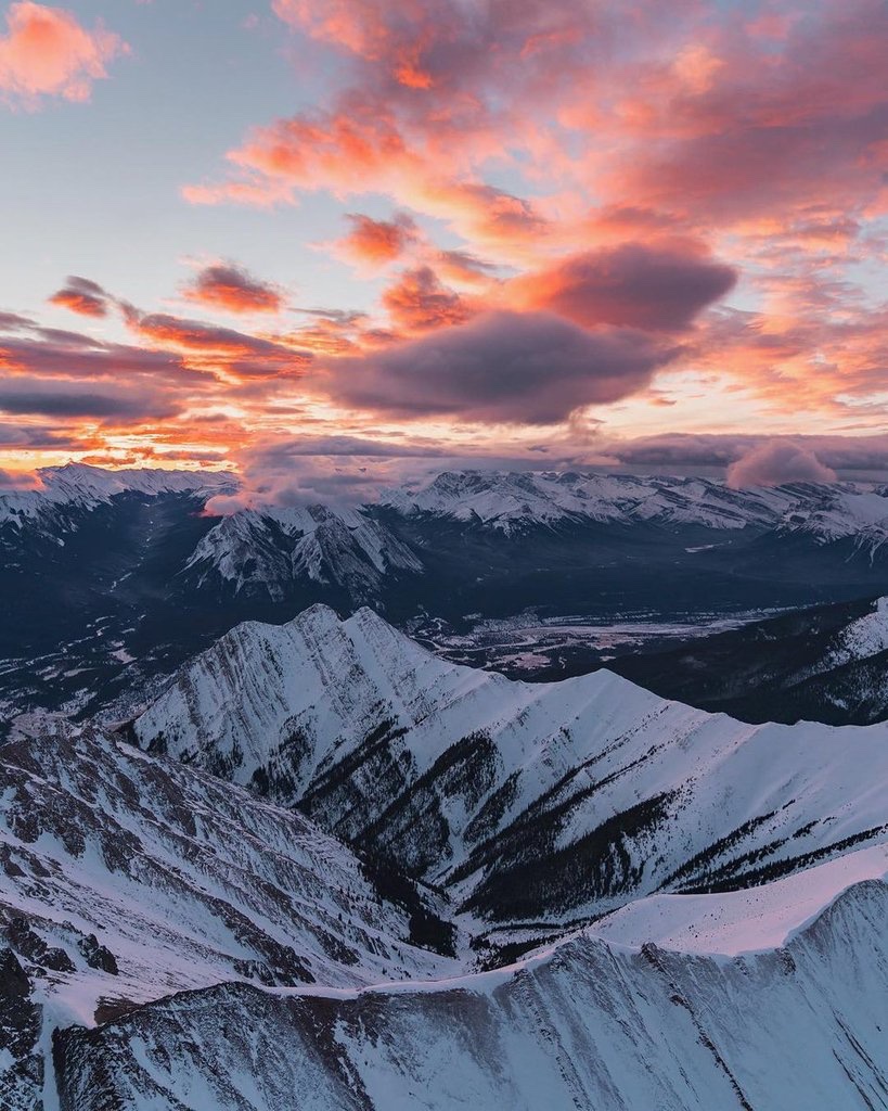 earthcurated's tweet image. Alberta, Canada 🇨🇦 ✨