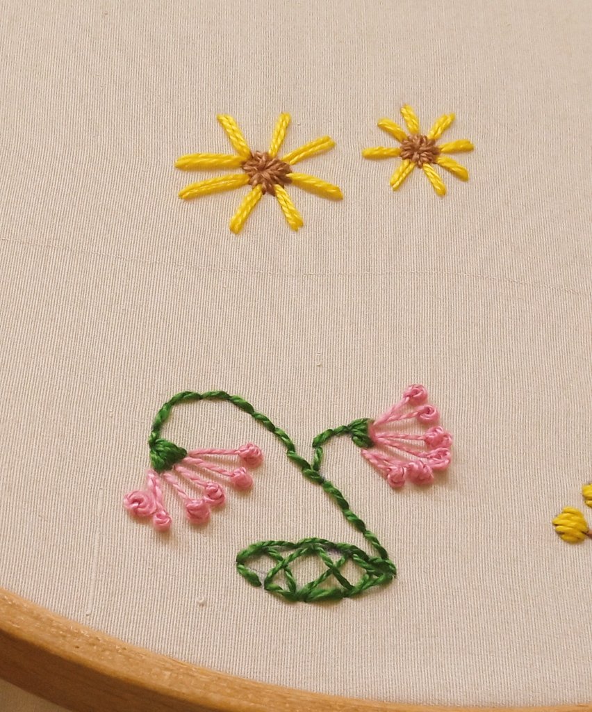 MZART5's tweet image. #embroideryaddict #stitchart #needlework #hoopart #creativeembroidery #embroiderywork #embroidered #artofstitching #stitchingart #textileart #fiberart #artisanalcraft