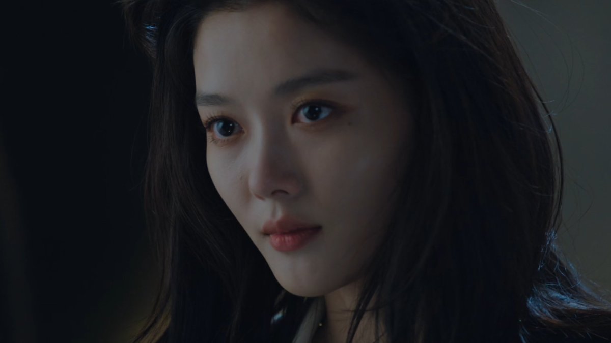 hyovrse's tweet image. watching dear x for the plot