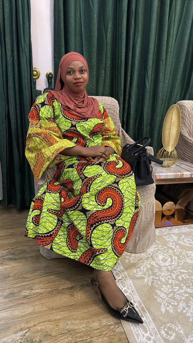 Ummammarr's tweet photo. Alhamdulillah! Alhamdulillah!! #Chapter32 🎉🎊🥰❤️❤️ Happy birthday to me.llnpp. (Fabiayyi alai rabbikuma tukaththibani,So which of the favors of your Lord would you deny?Q53.13.)Please say a prayer for me..May Allah grant me more years in this fiduniya wal akihrah https://t.co/0v68nakwna