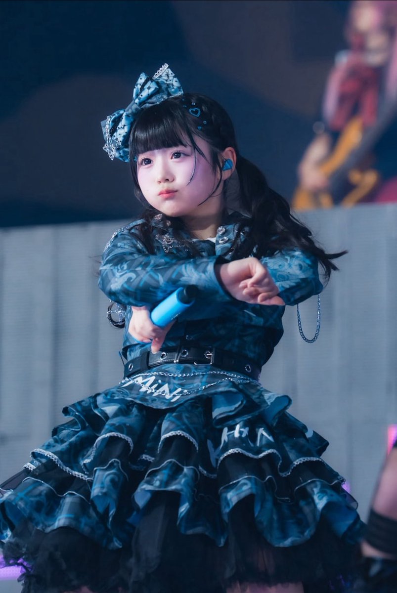 実写Tシャツ 虹羽みに チャットGPTが思う奇跡の一枚 #みにたんみにきて #虹羽みに