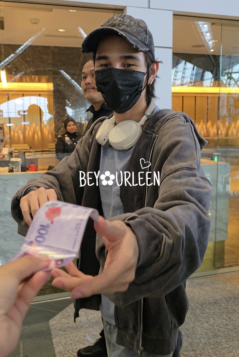 Leen 🔮 | อาลีน 💕 tweet media