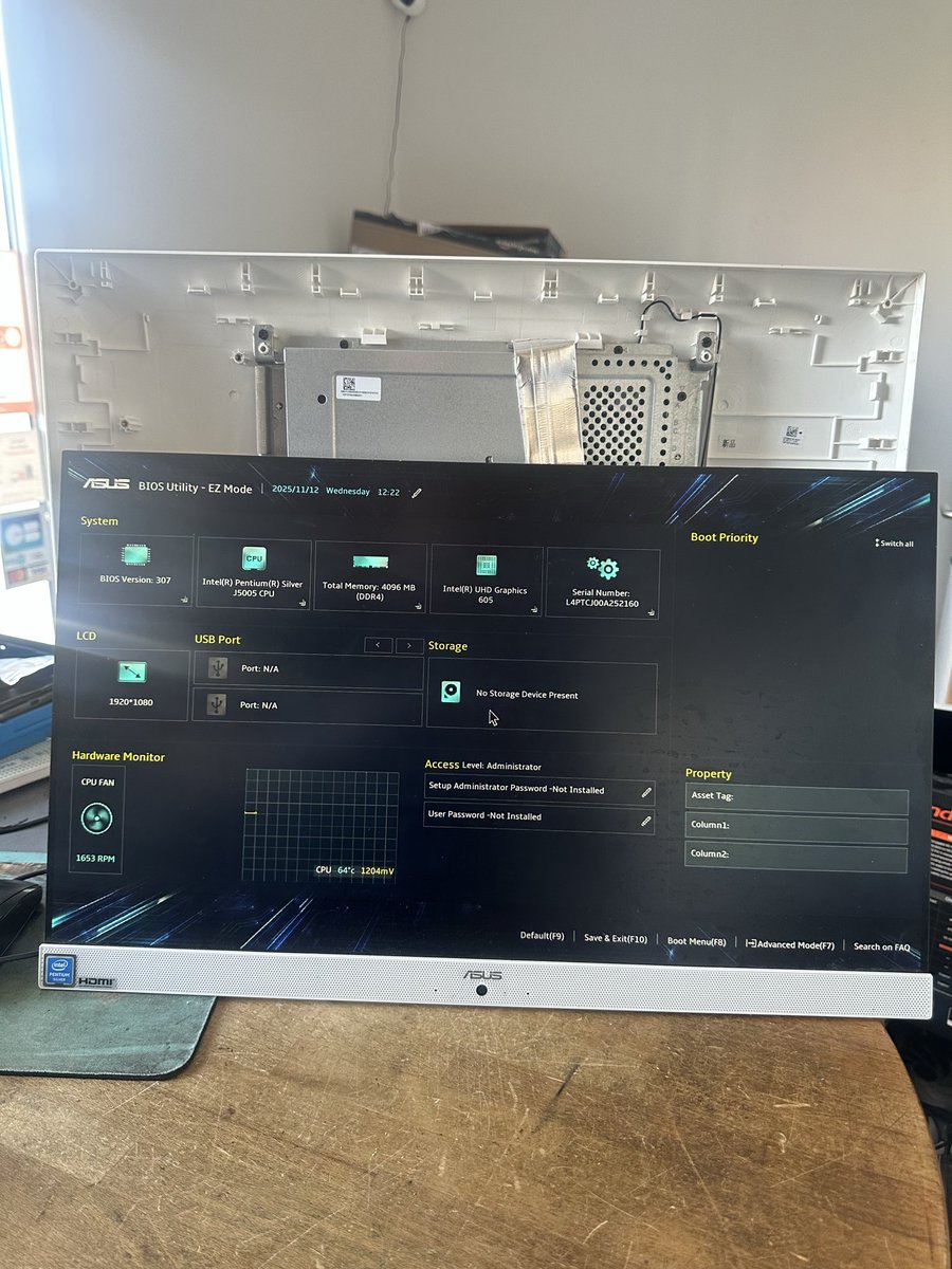 Pierreinformati's tweet image. Remplacement disque dur par un disque SSD pour ce PC Asus Tout en un… 🖥️

Client de Éperlecques 📌

#Asus #pierreinformatique #audruicq #Ruminghem #eperlecques