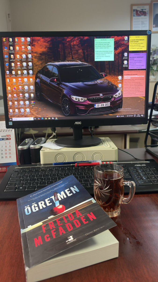 Ayın ikinci ve yazarın bendeki son kitabı. 💜

#günaydın #cuma #kitap #edebiyat #kitapseverlertakiplesiyor