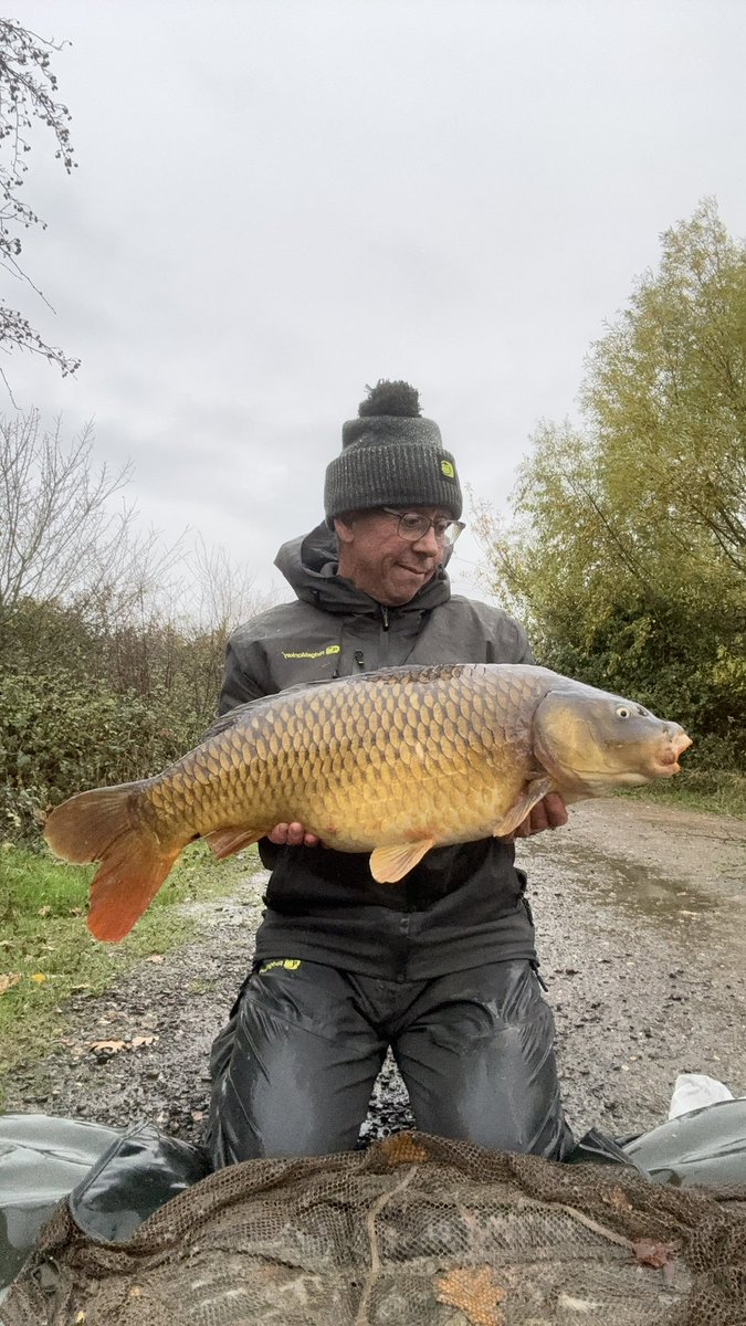 JoeTurnbull69's tweet photo. Managed to get out in the week for the day and had a good run of mid 20 carp.
@MainlineBaits Cell smashing it as always.. if it ain’t broke.
#ridgemonkey #mainlinebaits https://t.co/C2WQndeODV