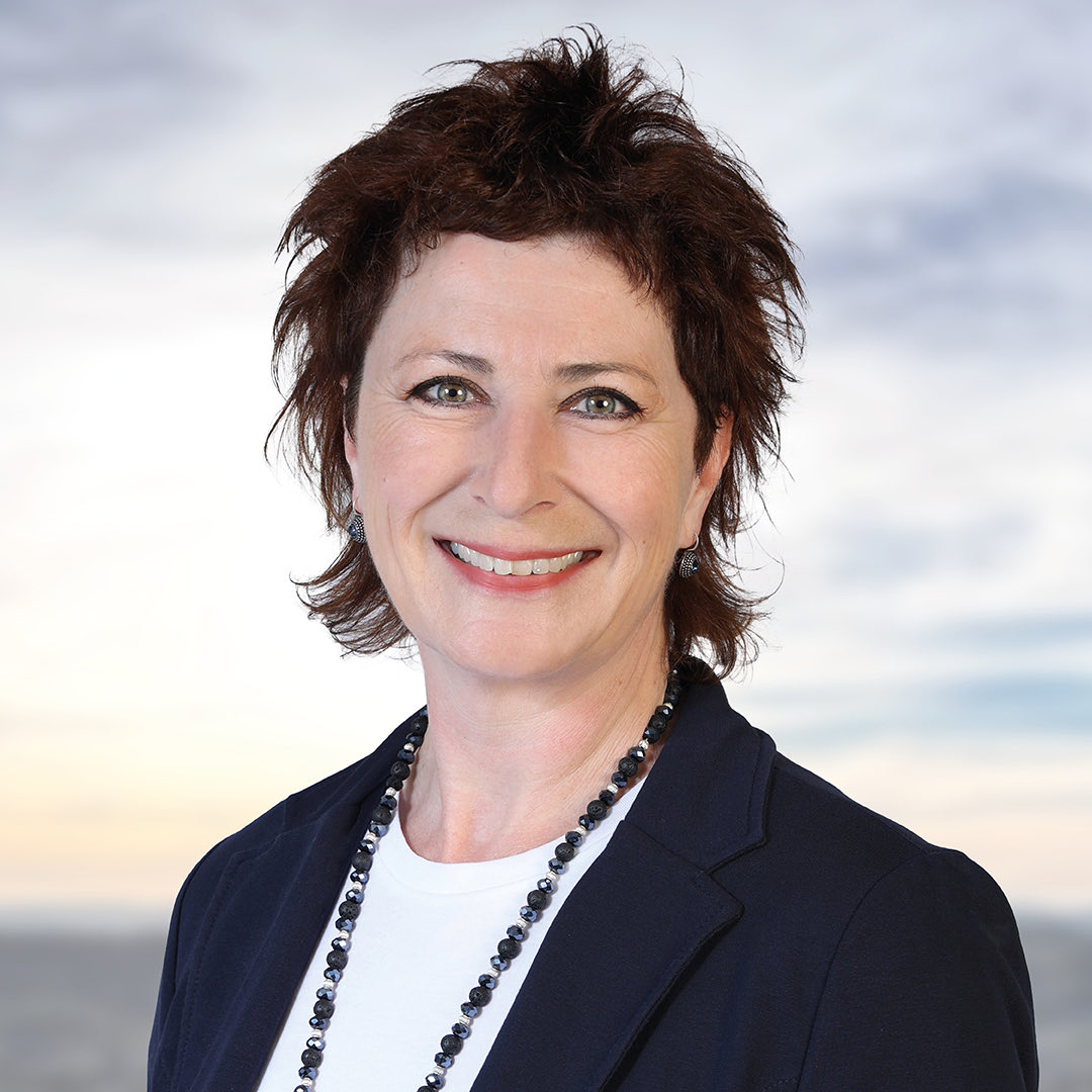 Ursi Depentor wurde gestern zur Einwohnerrats-Vizepräsidentin gewählt. Sie ist damit die zweite Frau, die dieses Amt bekleidet. Wir freuen uns über die Wahl! Ab kommendem Jahr wird Ursi das Präsidium übernehmen und damit die höchste Wettingerin. #diemittewettingen