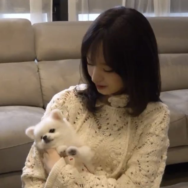 plzplzliz's tweet image. 나진짜못참아