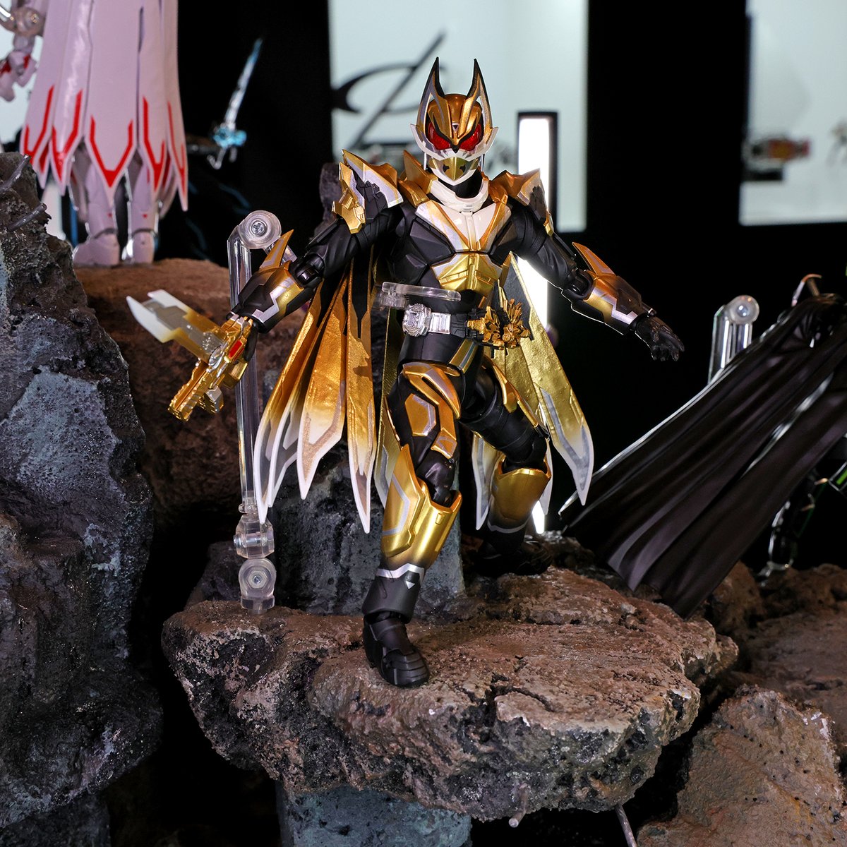 S.H.フィギュアーツ 仮面ライダー ドゥームズギーツ 塗装完成品 S.H.