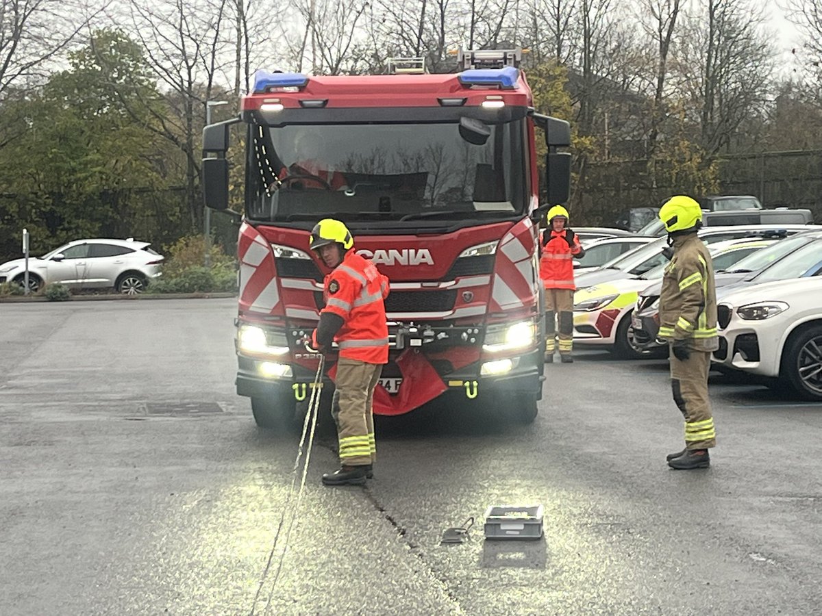 GLTechRescue's tweet image. Heavy Rescue Operator refreshers underway for Longton/ Stafford Fire Stations.A great way of minimising skill fade, improving best practice, intro new techniques/ equipment, sharing case studies/ changes in legislation. Great to see the progress, well done to all 👍@StaffsFire