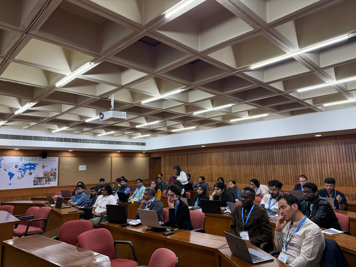 ICGEBNewDelhi's tweet photo. Hands-on Workshop on #AI & #DataScience @ICGEBNewDelhi  Day 4 Update:
Day 4 is packed with exciting learning and cutting-edge insights! We began with a fascinating session and hands-on training on the Indian human microbiome as revealed through multi-omics approaches, led by Dr. Vineet K. Sharma @iiserbhopal .
The day continues with engaging sessions on:
🔹 AI & Cancer Diagnosis and Custom-tailored Drugs using Generative AI by Dr. #GauravAhuja @IIITDelhi 
🔹 Neural Networks in Bioinformatics by #SumitKumar @ICGEBNewDelhi 
🔹 Power BI for Data Analysis by Dr. #ShahzaibAhmad @ICGEBNewDelhi 
The day will conclude with a joint dynamic session by Dr. @dineshgupt  and Dr. @BirlaShweta  on AI-driven translational innovations in healthcare imaging.

#AI #DataScience #Bioinformatics @ICGEBNewDelhi