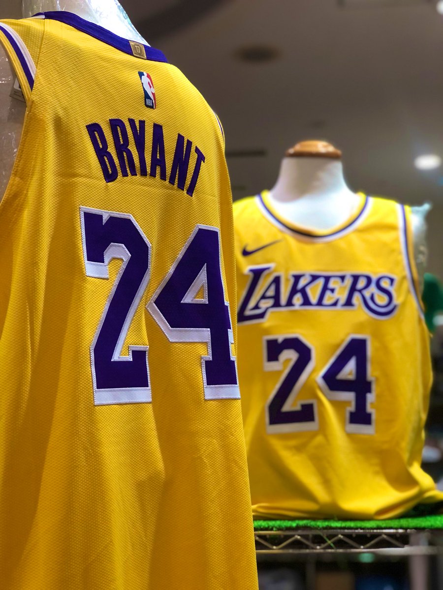 コービー・ブライアントのナンバージャージが入荷しました😳 過去の