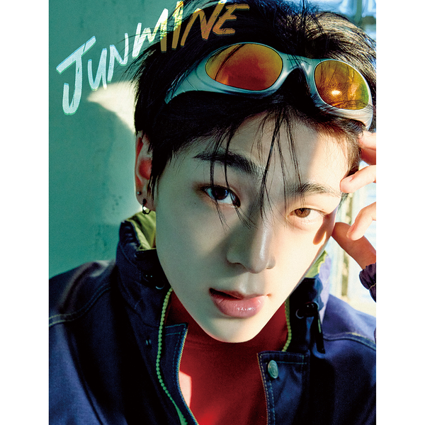 📢【 JUNMINE 】 JUNMINE - ESQUIRE Photobook : JUNMINE 💚Ktown4u