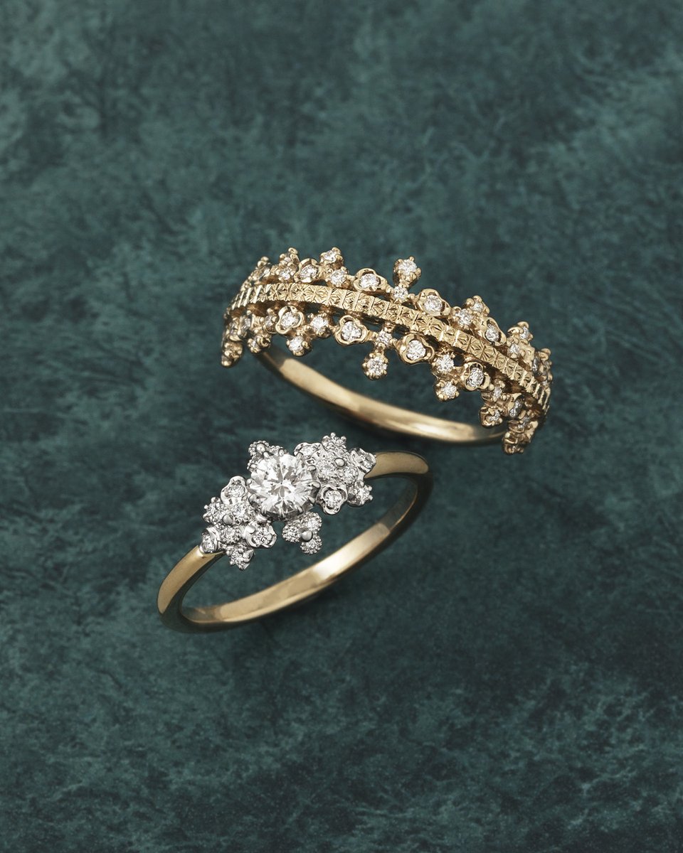 アベリ9 V-Shaped Ring” Layered Style】 美しく重ねられるようにデザインされ