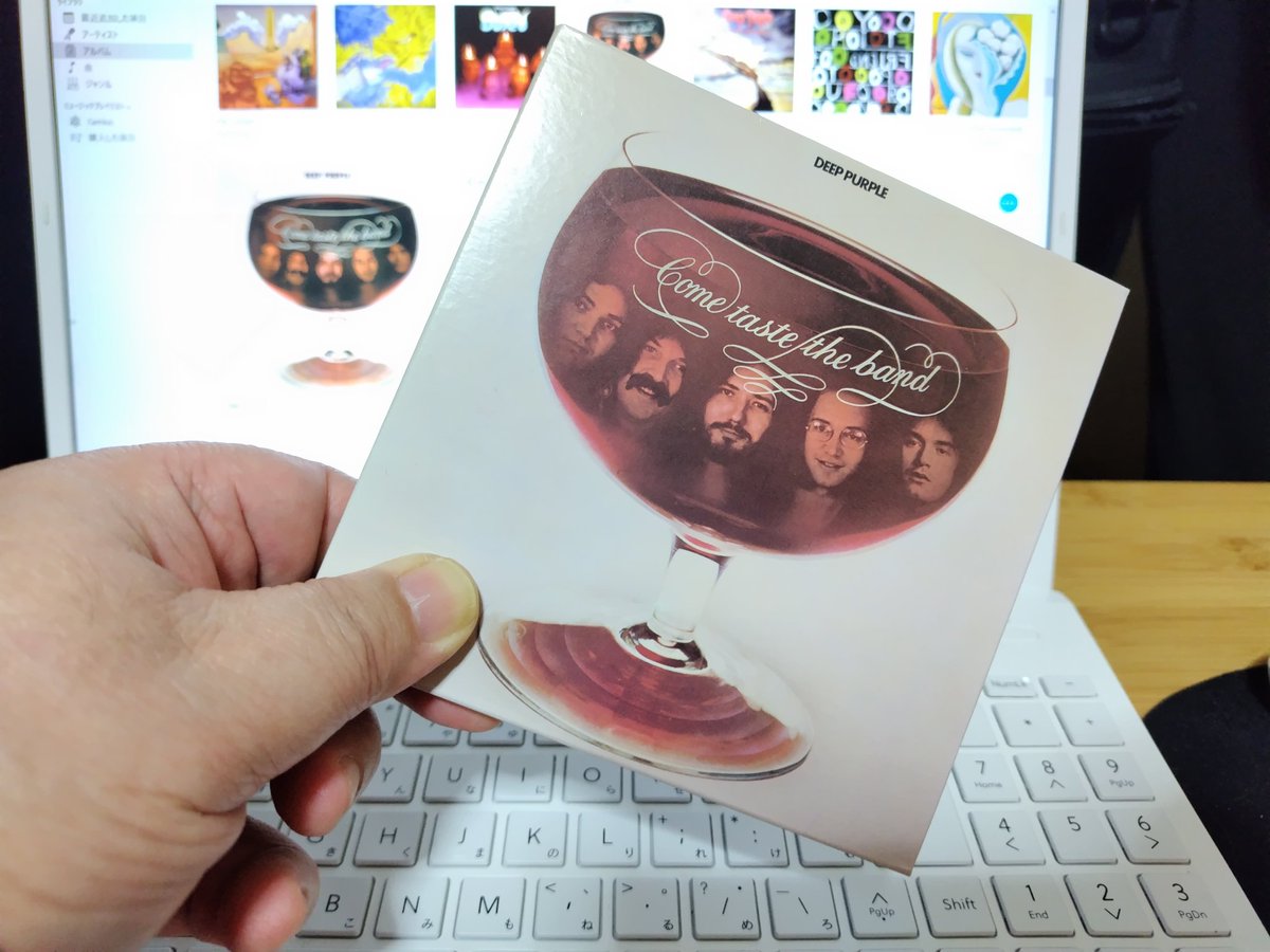 メチャ久しぶりにコレ聴いていたらデイヴィッド・カヴァデール音楽活動からの引退のニュースが流れてきた…
因みにパープルはデイヴィッド・カヴァデール&amp;グレン・ヒューズ在籍時が好きです✨