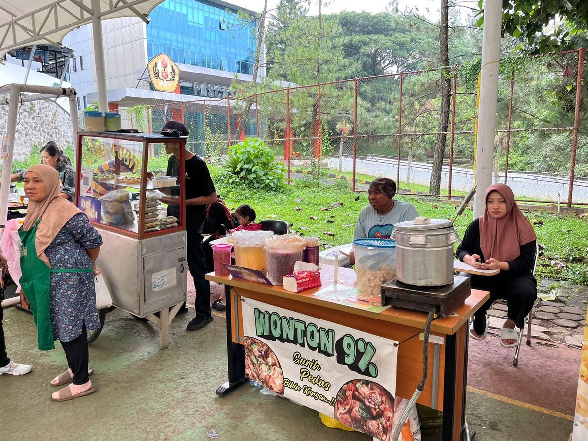 Unpadfess tweet media