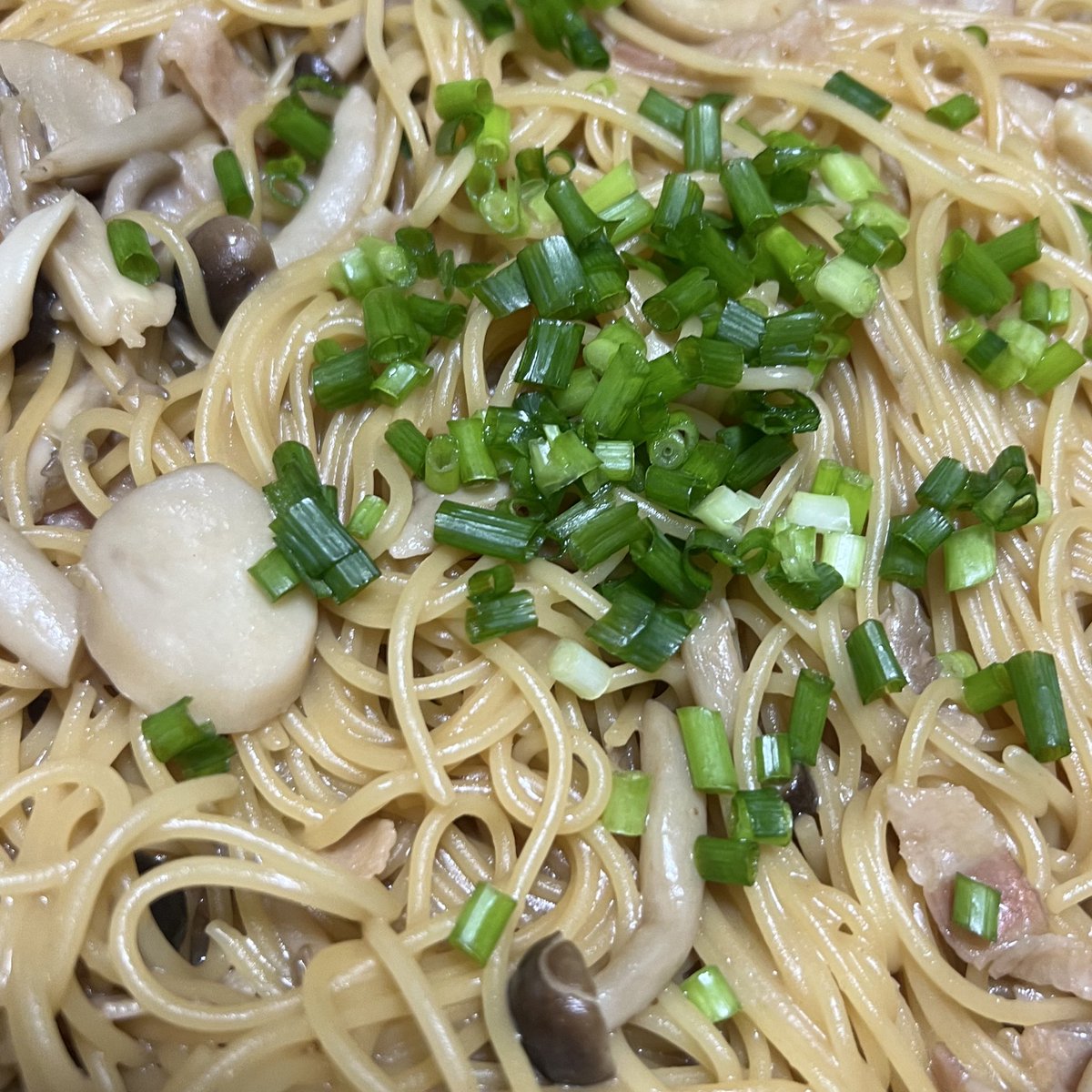 彼氏が作ってくれたきのこパスタ😭超絶うまかった🍄