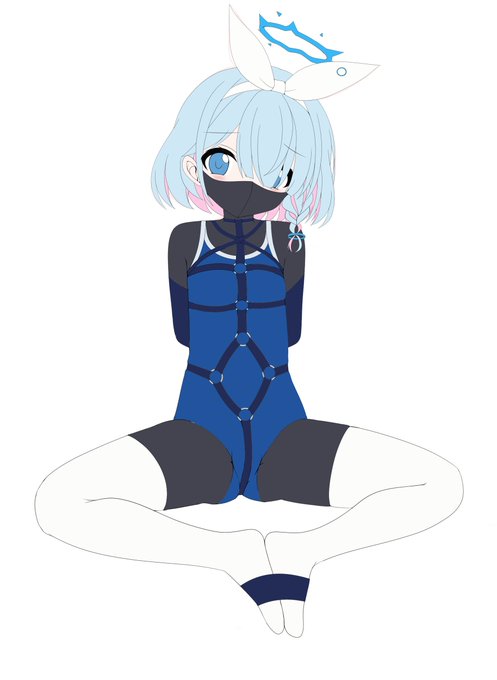 ぴっちり拘束アロナの下描きです! 