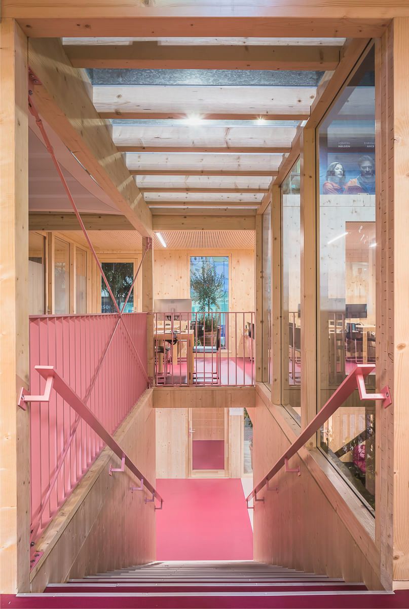 archinect's tweet image. Temporary and mobile reception pavilion by Nicola Spinetto Architectes 📸 Sergio Grazia #ArchinectProjects
 
Project details at archinect.com/firms/project/…