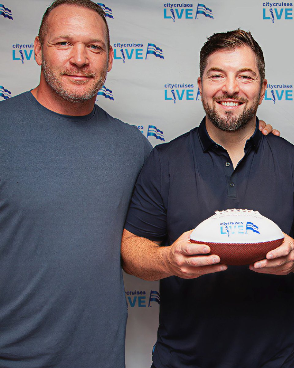 Navy Pier tweet media