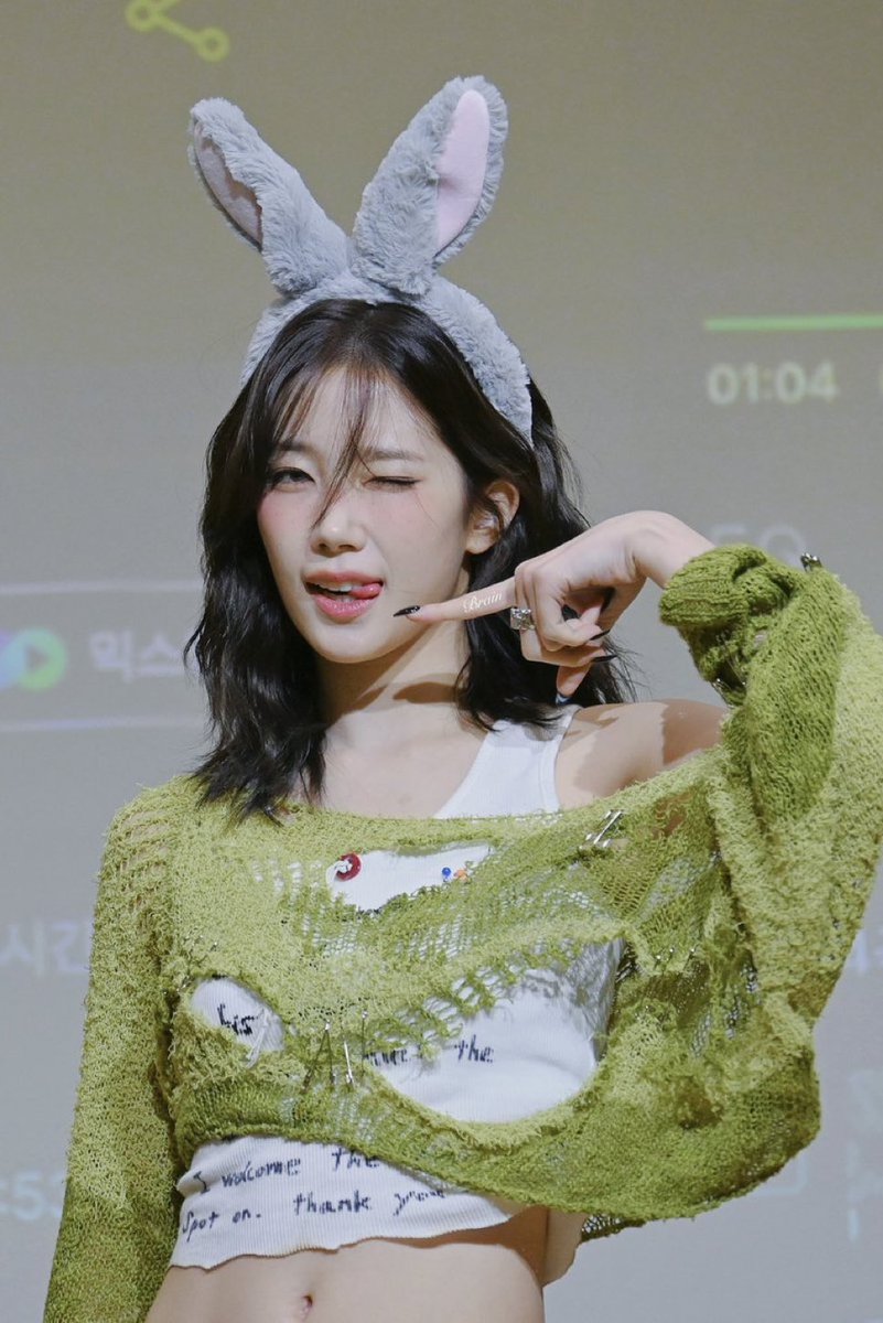 RVENEBAE's tweet photo. https://t.co/EvJgJovMxj
