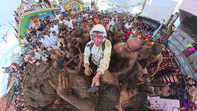 Definalist tweet media