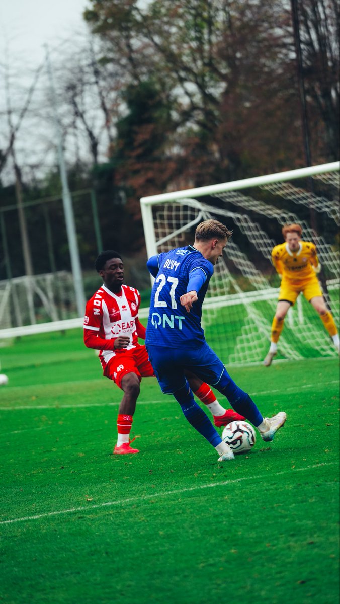 SportCharleroi's tweet image. Ce midi, lors d’un amical disputé contre le @kvkofficieel, nos Zèbres se sont imposés 2 à 0 sur la pelouse de la Zebra Belfius Academy. 🦓

⚽️ : Colassin &amp;amp; Szymczak

#RCSC #NapoleonScore ⚫️⚪️