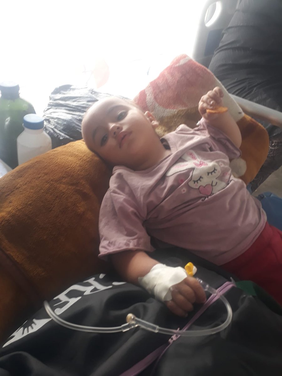 oliveegirl's tweet image. Little girl who has epilepsy.

Donate here: chuffed.org/project/138351…

Save Suwar.
Her parents&apos; account @mmdbrhwm139978