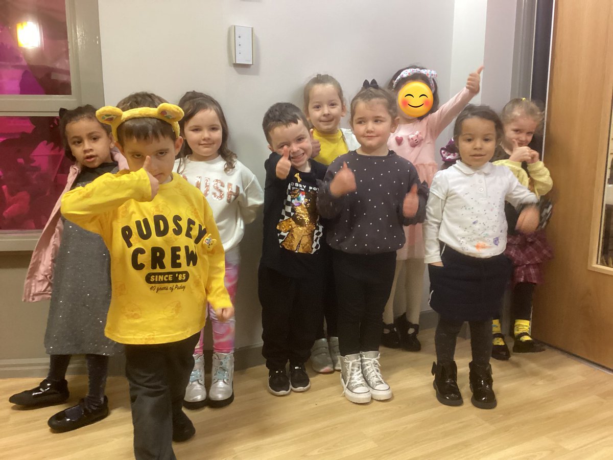 YewTreeSandwell's tweet image. Just some of the children in RB who have dressed up for Children in Need. #learningwithoutlimits #ChildrenInNeed