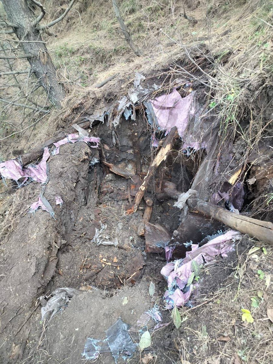 ⚡ A joint team of 19 RR and J&amp;K Police has busted a terrorist hideout during a search operation in the Nowgam Kapran area of Anantnag district.