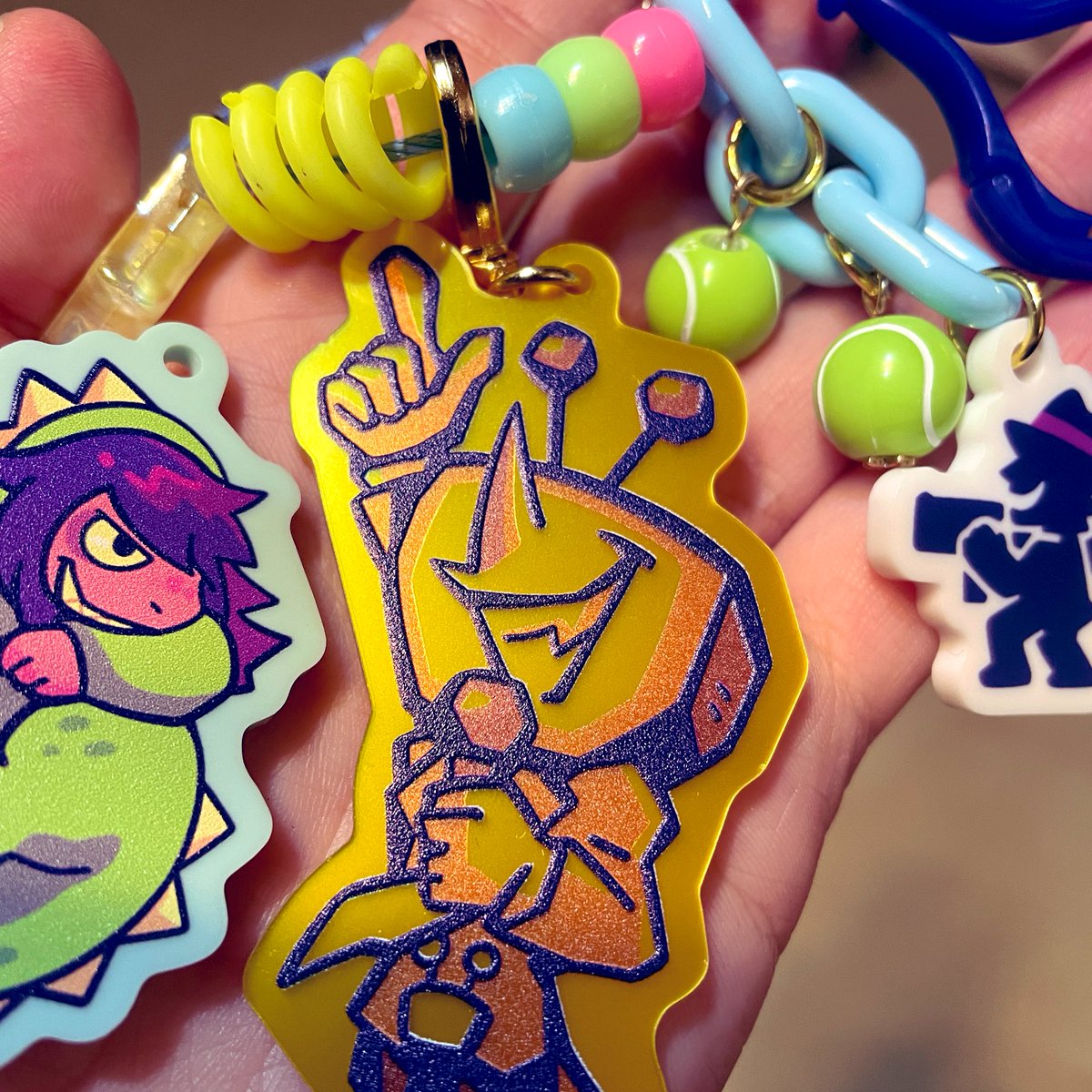 過去一きみ選と通販後の在庫復活が厳しいアクキーです、限界数まで用意