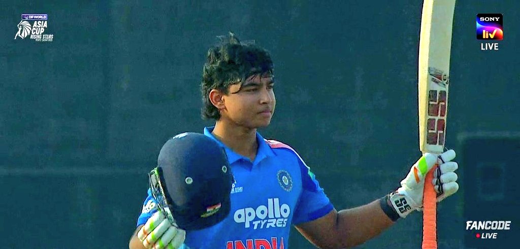 amitkotarya's tweet image. Vaibhav Suryavanshi is a serious Beast scored century of just 32 balls and score 144 of just 41 balls 🥶 🔥 

#VaibhavSuryavanshi #INDAvsUAEA #risingasiacup #risingstar #asiacup2025final