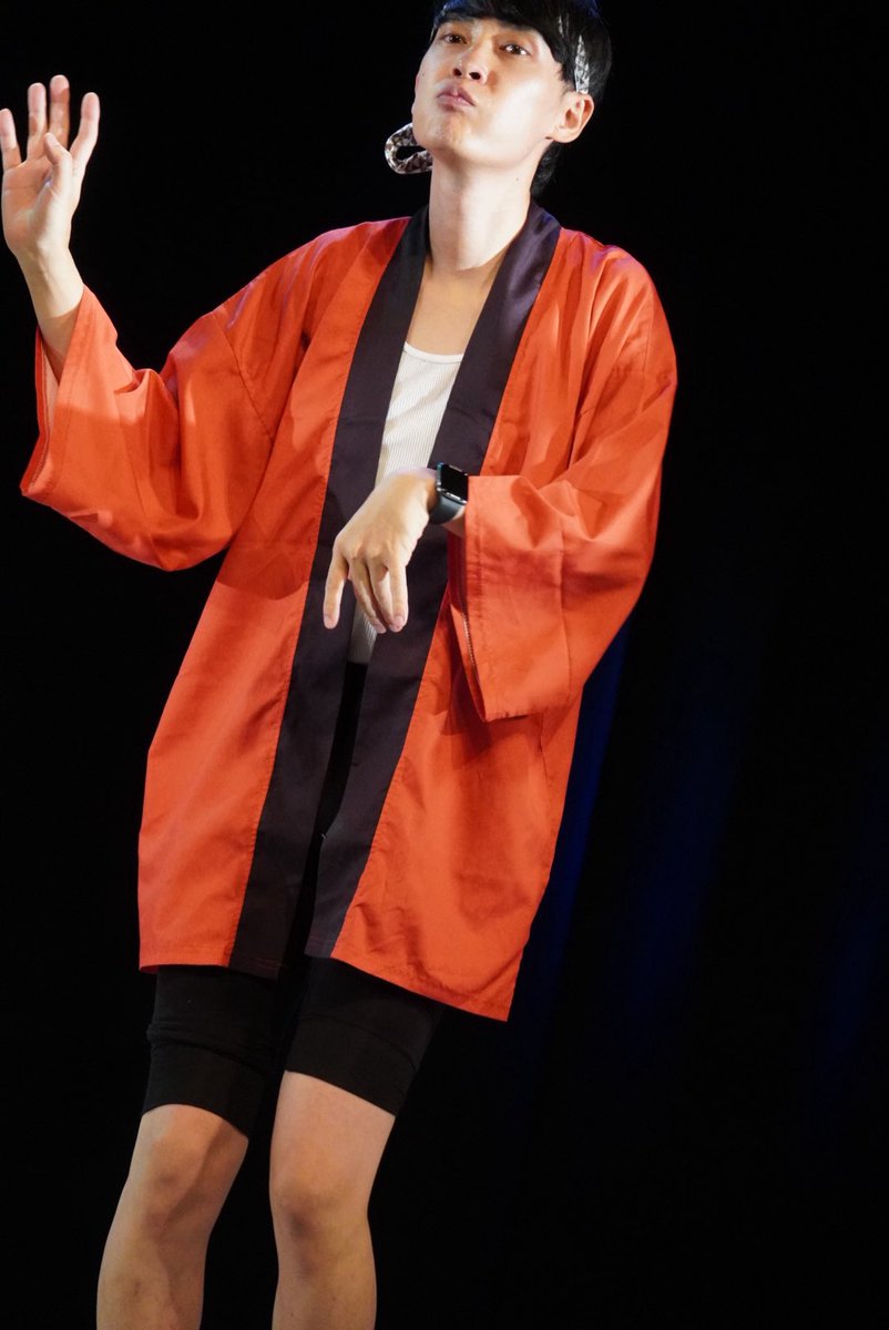 akingo48's tweet image. 2025.11.14(金)
グルメと漫才とカラオケを楽しむ宴Night 後夜祭@クールジャパンパーク大阪 WWホール
エクストリーム盆踊り
祇園櫻井さん撮影タイムpart2

今年1番体張ってはった！！
100点！！

#ぎお活
#祇園
#櫻井健一朗
#エクストリーム盆踊り