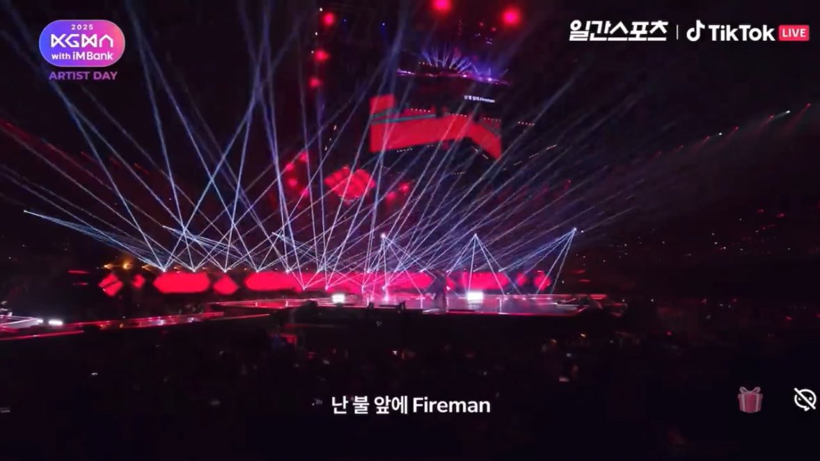 하 (@plzksw) on Twitter photo 