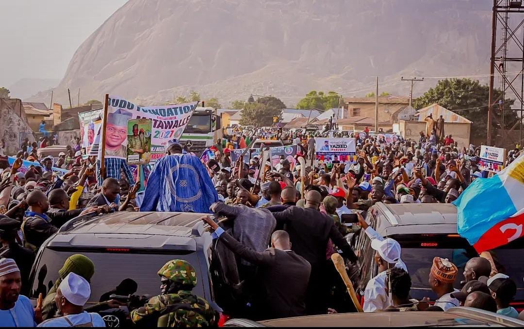 Gusau Shuts Down as Residents Storm the Streets in Unprecedented Welcome for Bello Matawalle

About two million residents flooded the streets of Gusau in a historic homecoming for Honorable Dr Bello Mohammed Matawalle, Minister of State for Defence and former governor of Zamfara.