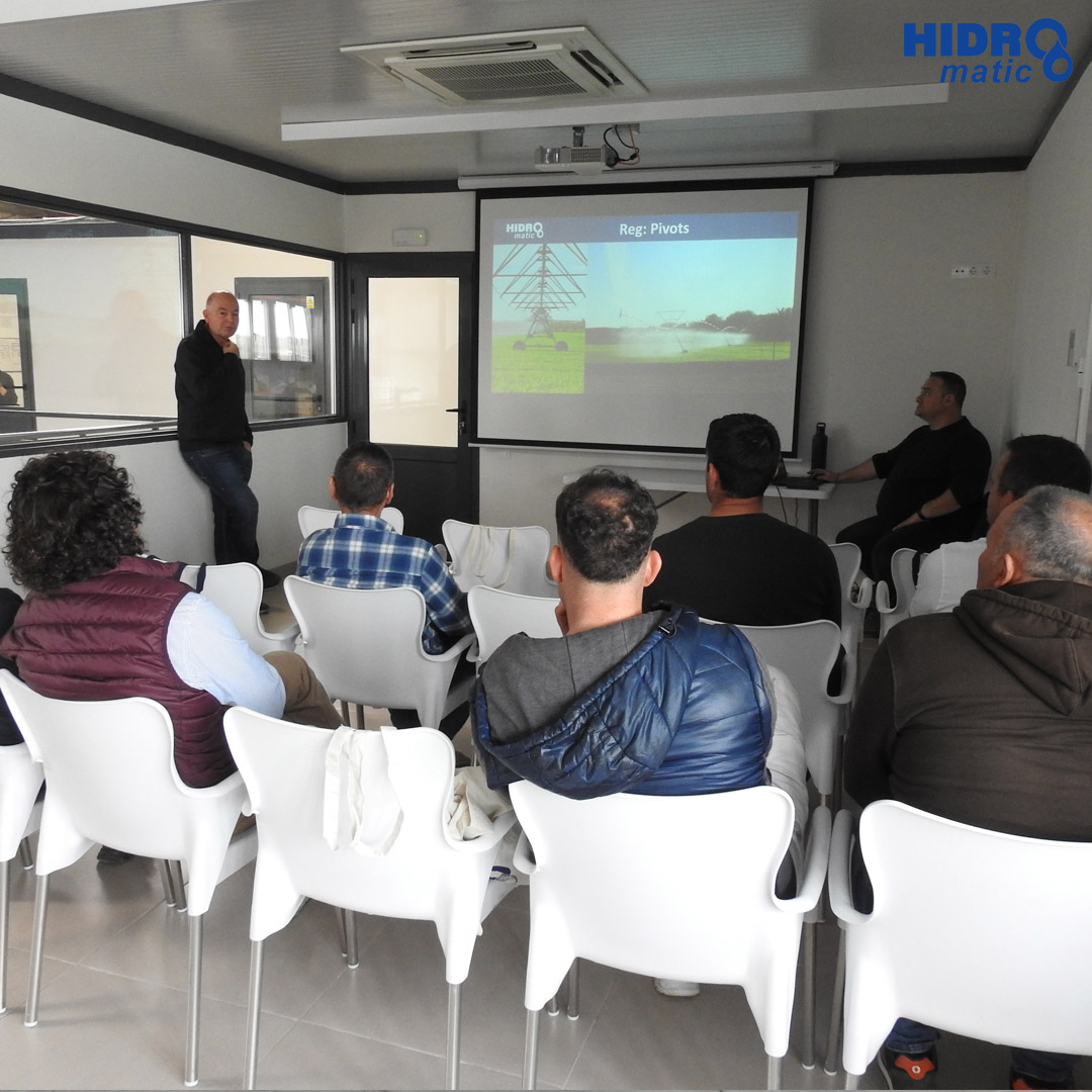 HidromaticPonen's tweet photo. Ahir vam rebre la visita de clients d’ @HidromaticPonen  de la delegació d’Almacelles. 🤝
En Robert Chimeno i l’Abel Chimeno els van mostrar totes les instal·lacions que tenim a Soses, des del taller de caldereria fins als espais d’automatismes i muntatge. 🏭💧
Durant la visita, van compartir quins són els objectius principals per aconseguir un reg més òptim, sostenible i adaptat a les necessitats de cada finca: eficiència, precisió i innovació constant. 🌱✨

Moltes gràcies per la visita! Ens encanta poder compartir la nostra manera de treballar i seguir creixent al costat dels nostres clients. 🙌🌿💧

#regeficient #innovacióagrícola #automatismes #caldereria #SOSES #AgriculturaSostenible
 
Ayer recibimos la visita de clientes de @HidromaticPonen de la delegación de Almacellas. 🤝
Robert Chimeno y Abel Chimeno les mostraron todas las instalaciones que tenemos en Soses, desde el taller de calderería hasta las áreas de automatismos y montaje. 🏭💧
Durante la visita, compartieron cuáles son los objetivos principales para conseguir un riego óptimo, sostenible y adaptado a las necesidades de cada finca: eficiencia, precisión e innovación constante. 🌱✨

Muchas gracias por la visita. Nos encanta compartir nuestra manera de trabajar y seguir creciendo junto a nuestros clientes. 🙌🌿💧

#RiegoEficiente #innovaciónagrícola #automatismos #calderería #SOSES #AgriculturaSostenible