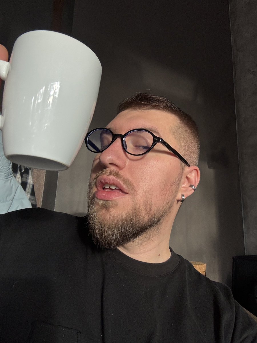 volodingram's tweet image. Чашка фільтру за вас, закиньте гривень на збір send.monobank.ua/jar/op66DrMQj