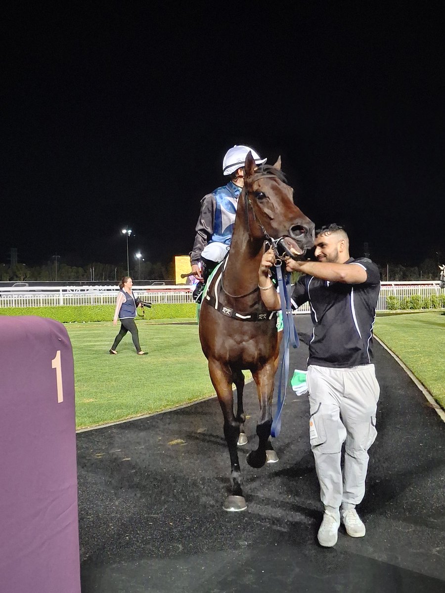 Elizabeth Spratt tweet media