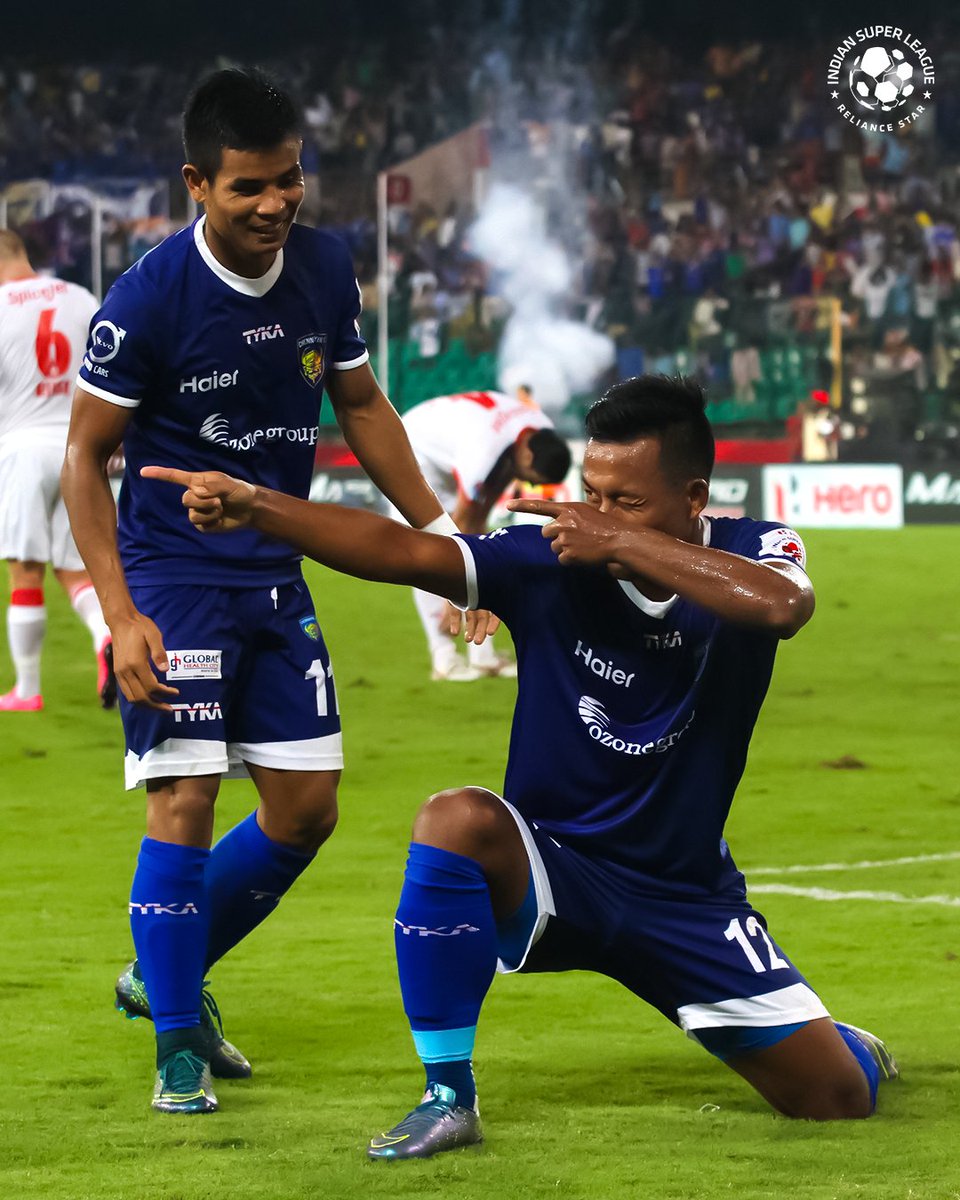 IndSuperLeague's tweet image. Legends clashed and memories were made. 💫

Presenting to you, The Class of 2015 🙌

#ISL #LetsFootbal