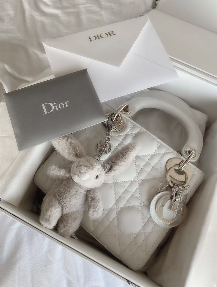 RlNTlKSENDU's tweet photo. @vowsinxiv Happy wedding Bang Ethan, Vivi! 

Semoga kalian selalu diberkati dalam hubungan yang penuh dengan tawa yang hangat, dan cinta yang terus mengisi satu sama lain dalam keadaan apapun itu. Semoga Tuhan selalu jaga rumah tangga kalian yach. https://t.co/dV88on3t28