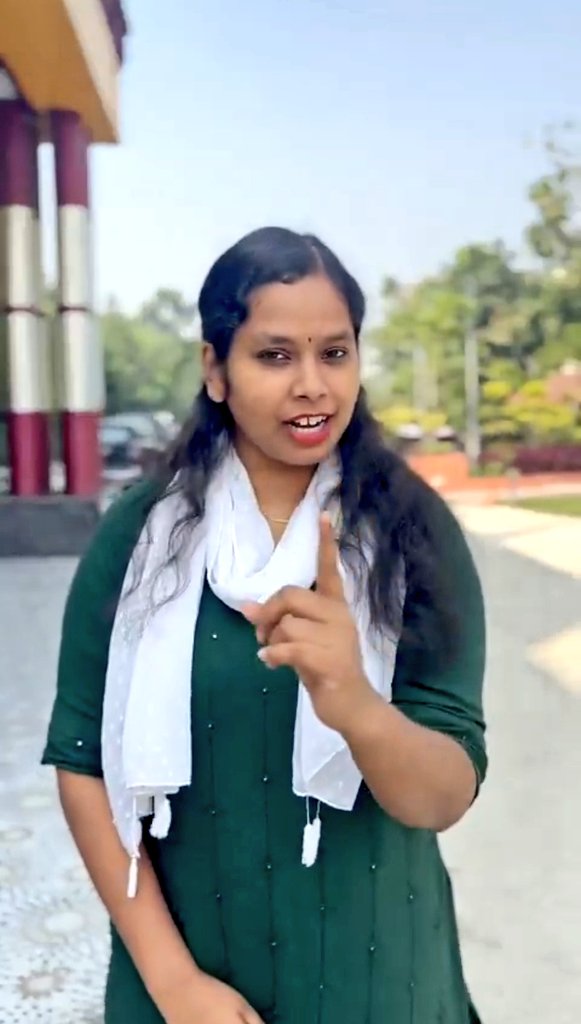 निचोड़े जा चुके नींबू सी शक्ल
वाली इस महिला के लिए बिहार चुनाव के
नतीजे देखते हुये आपके आख़री दो शब्द क्या ?

Note - सिर्फ नींबू प्रेमी ही जवाब देंगे ✍️