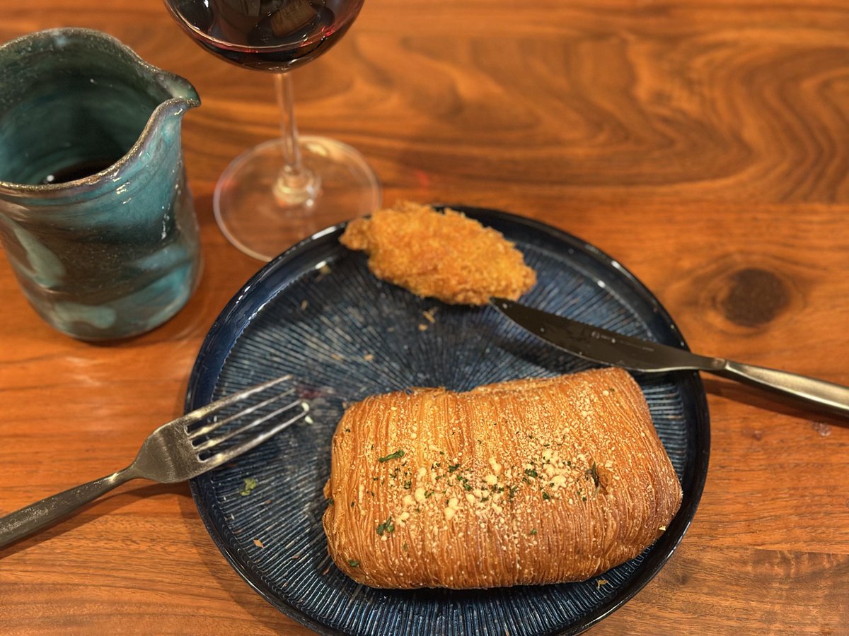 これ確かに美味しかった。 キャプション読んで、フォークとナイフで