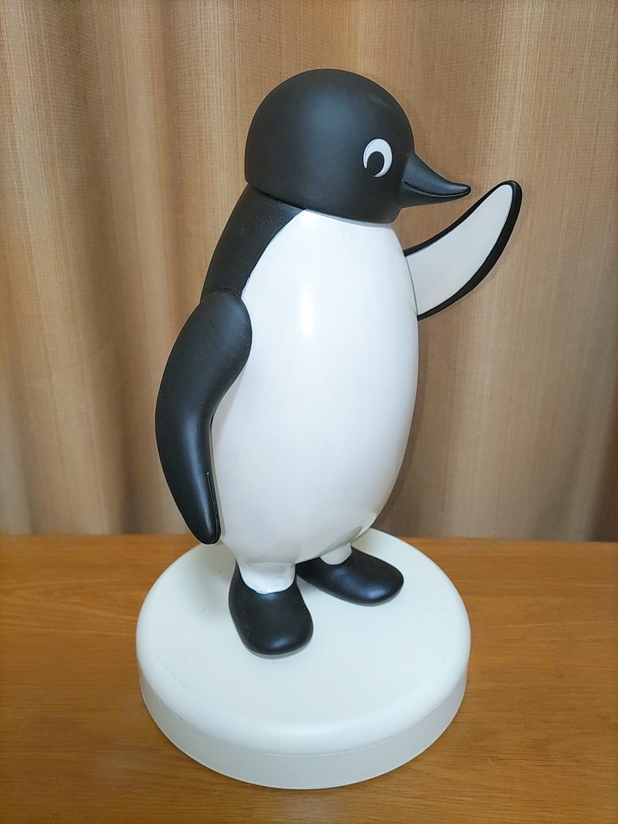ペンギン様 フィギュアSuicaペンギンは とっても元気なんですよ (フリッパーがよく