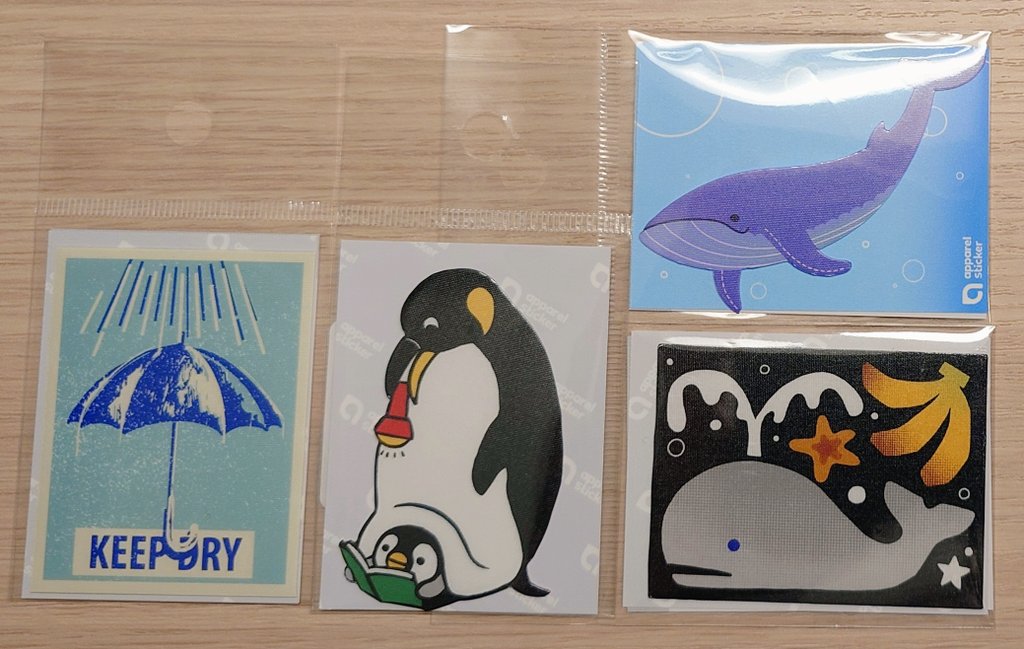 STIQ STOREさんに行ってきたんだけど、ステッカーめちゃくちゃ種類ある