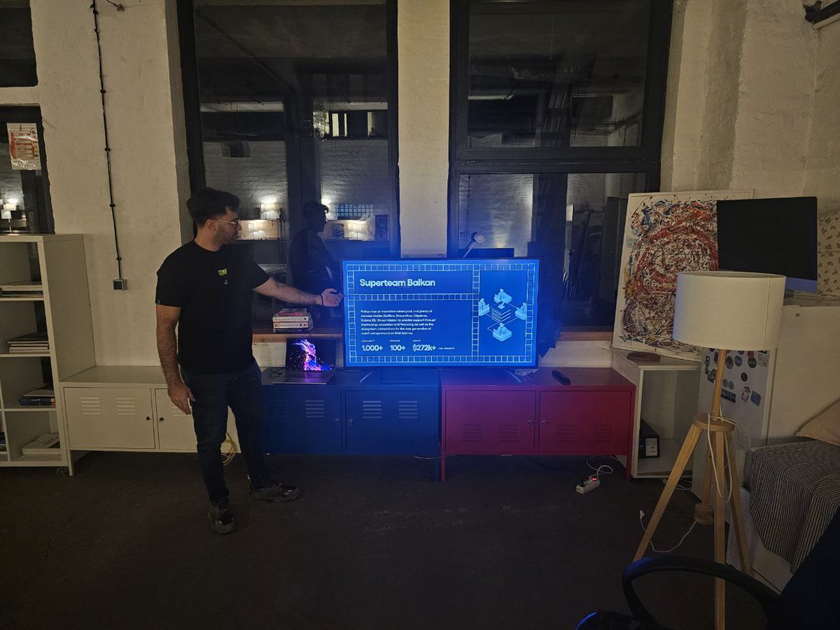 4ptOLabs's tweet image. We loved co-hosting and attending 3 @solana Regional Mixers happening simultaneously across Belgrade, Zagreb and Sofia. ⚡️

It’s amazing to see the ecosystem expanding across the region! Huge shoutout to @SuperteamBLKN for everything they’ve been driving so far. Proud to be part…